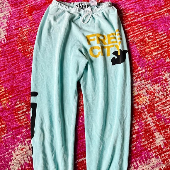 FreeCity sweatpants - Picture 5 of 10